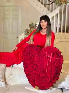 200 Roses Standing Heart - Image 3